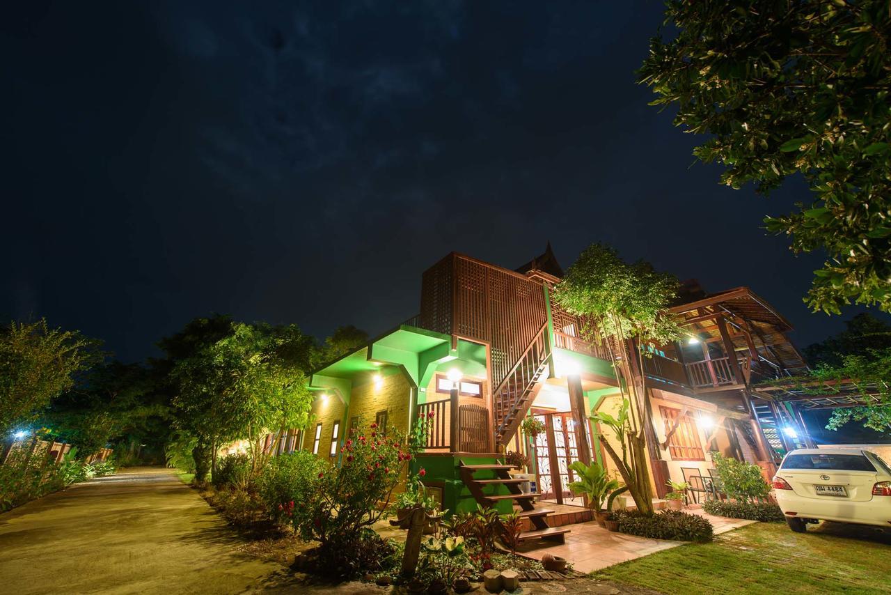 Ruen Khaoyai Hotel Pak Chong Екстериор снимка