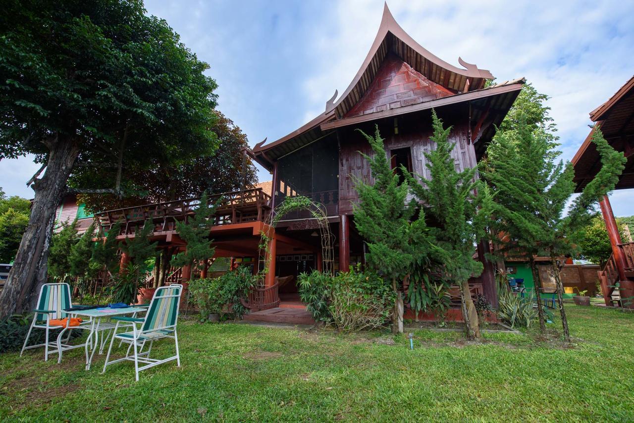 Ruen Khaoyai Hotel Pak Chong Екстериор снимка